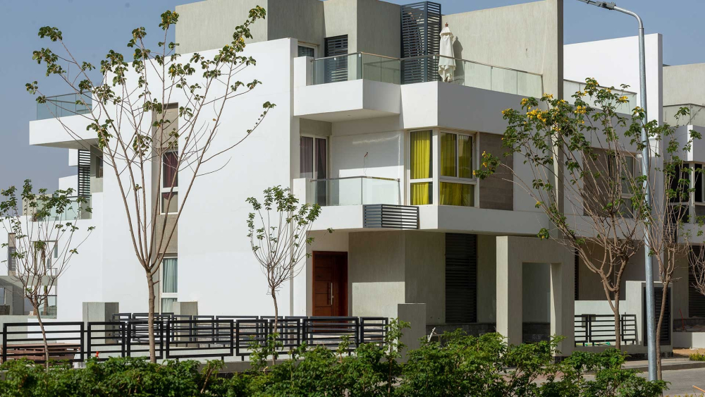 Beta Greens gallery image